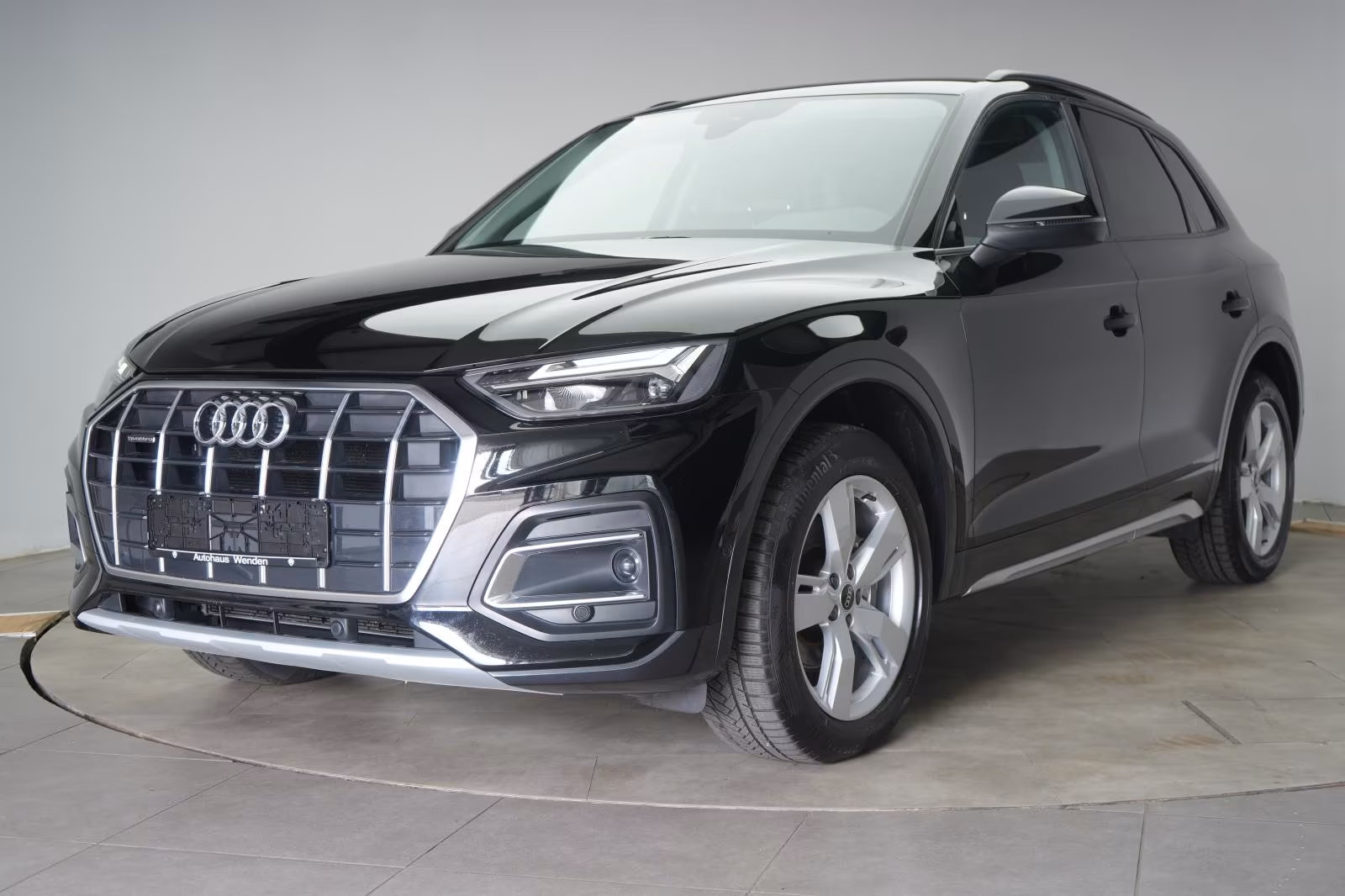 (B-414) Audi Q5 40 TDI quattro S tronic Navi/LED/Virtual/PDC - Image 3