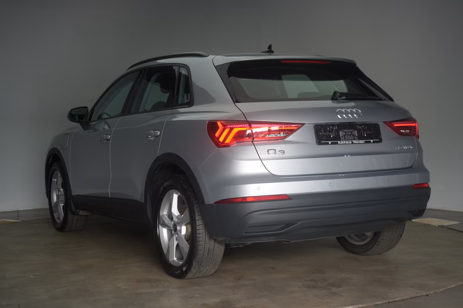 (B-683) Audi(Hybrid) Q3 45 TFSI e S tronic Proline ACC/Kamera/Virtual - Image 4