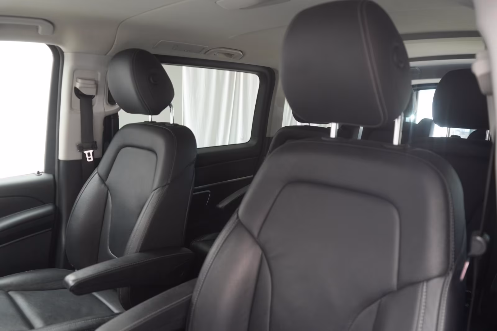 (B-078) Mercedes-Benz V 300 d Lang AMG 9G Leder/Distronic/Kamera/B - Image 7