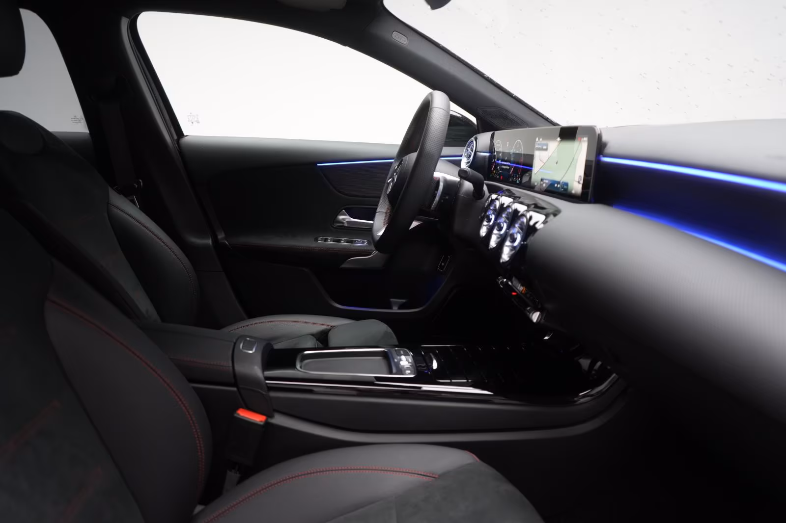 (B-727) Mercedes-Benz A 220 d 8G-DCT AMG Temp/Kamera/HUD/Lane/ - Image 9