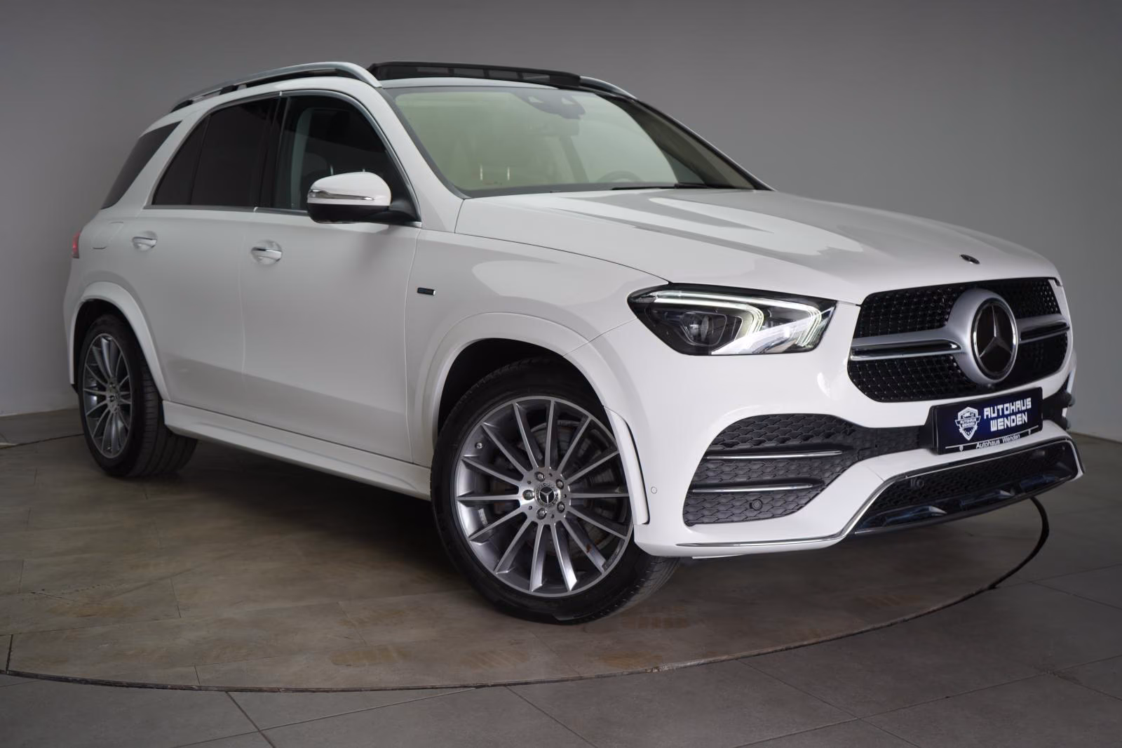 (B-587) Mercedes-Benz(Hybrid) GLE 350 e 4Matic AMG Leder/Distronic/HUD/Kam - Image 1