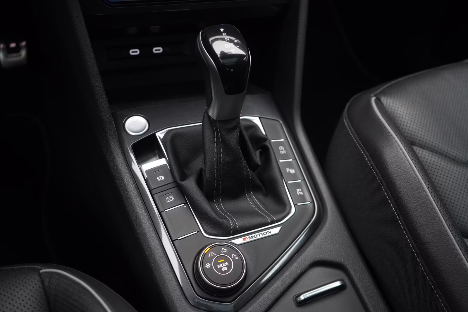 (B-108) Volkswagen Tiguan Allspace 2.0 TSI 4Motion DSG R-Line ACC/K - Image 18