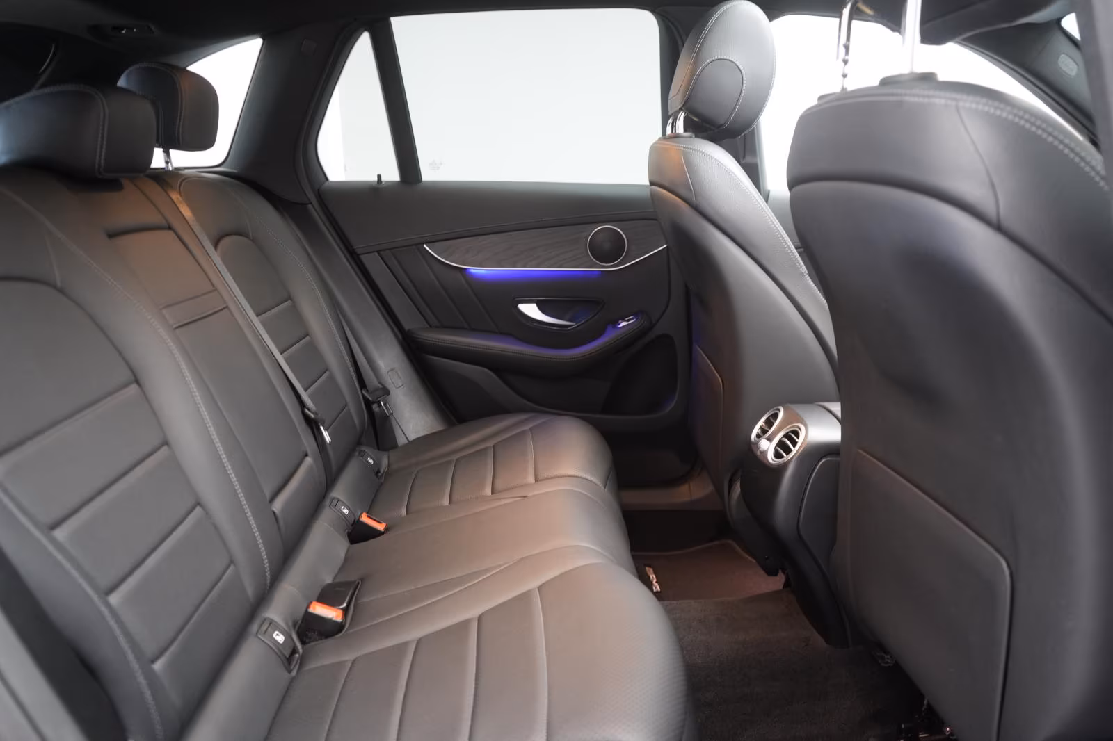 (B-423) Mercedes-Benz GLC 300 d 4Matic 9G-Tronic AMG Leder/Distronic/P - Image 11