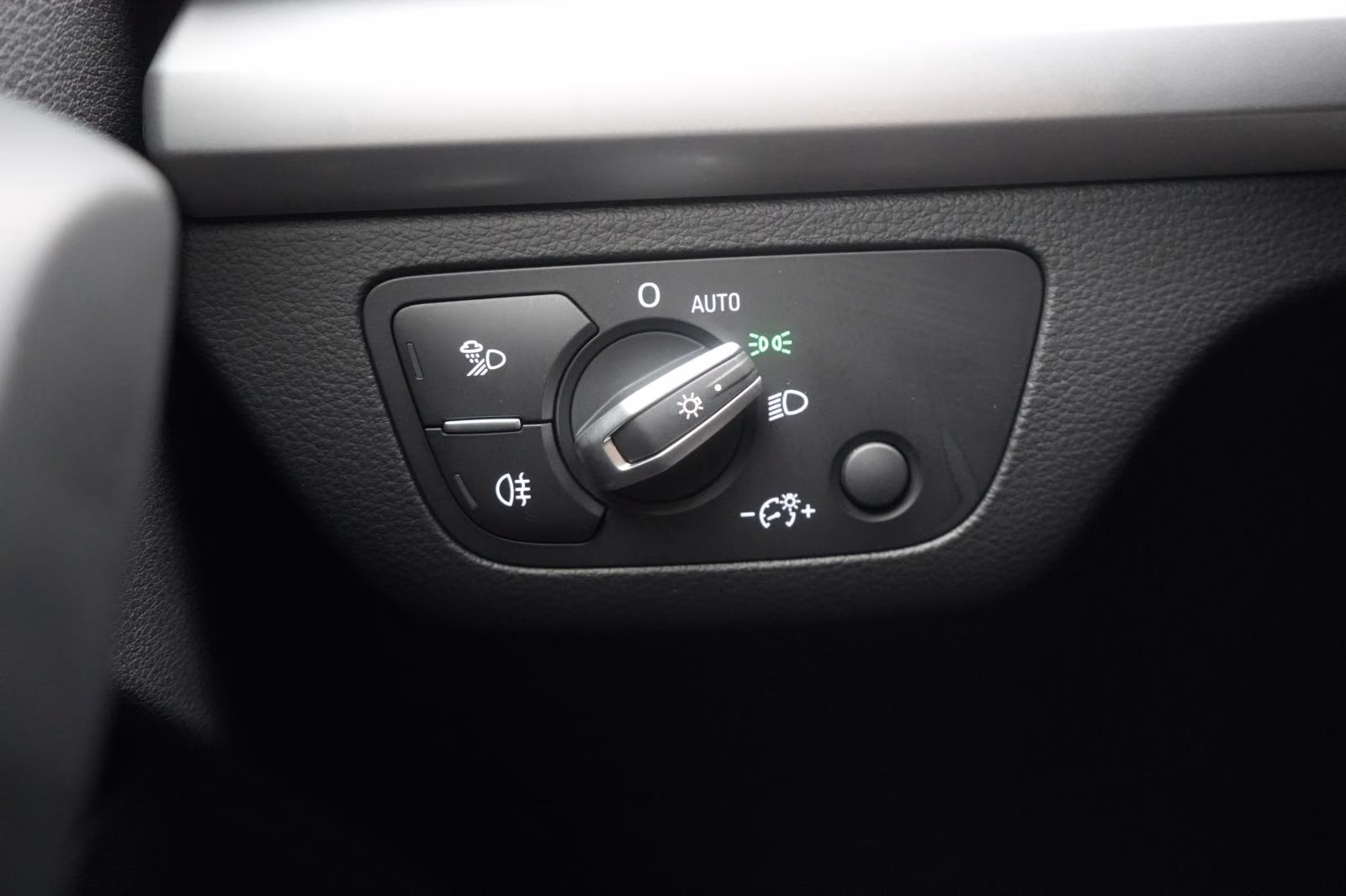(B-001) Audi Q5 40 TDI quattro S tronic Temp/Kamera/Virtual/L - Image 21