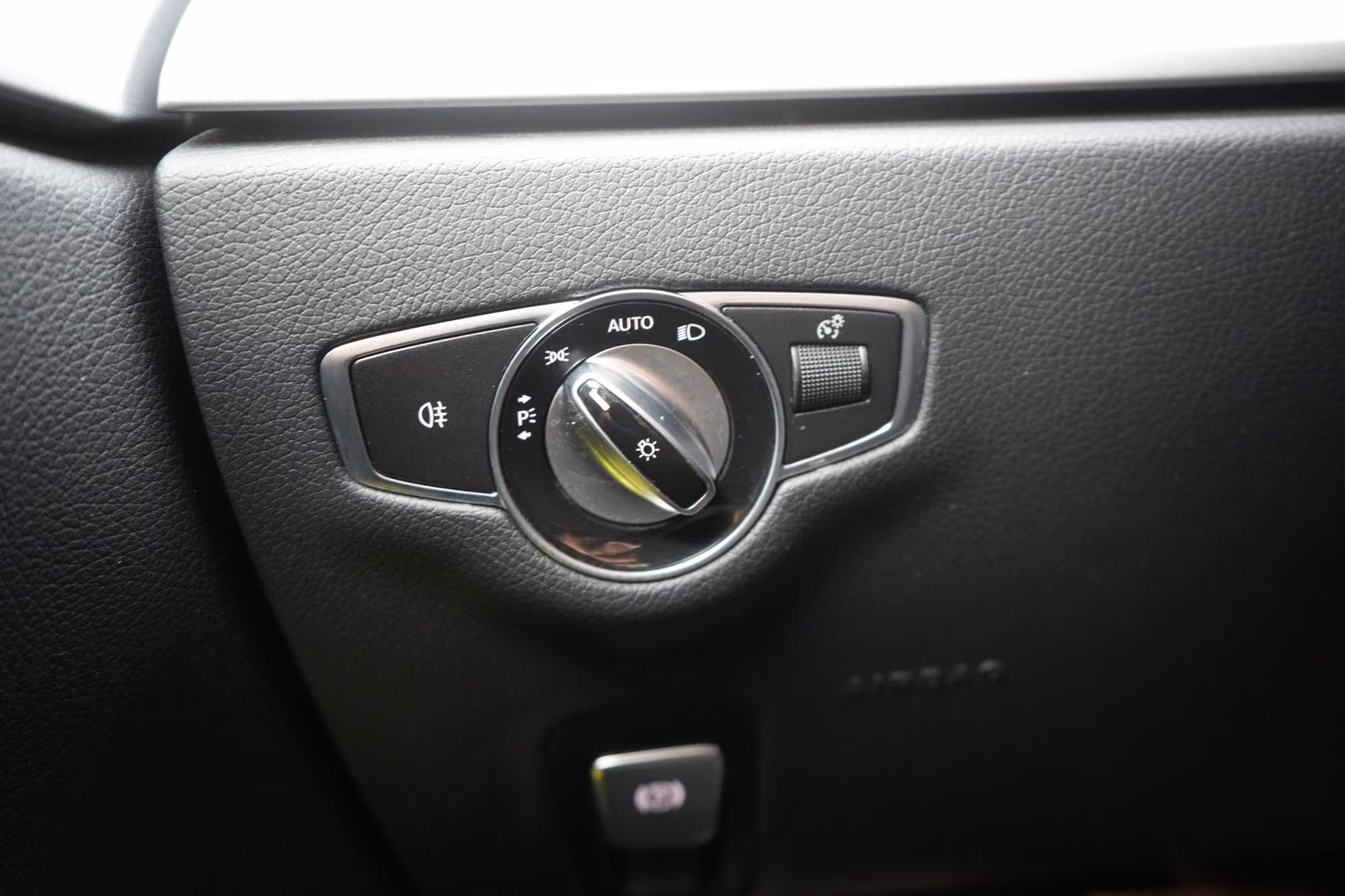 (B-250) Mercedes-Benz E 220 d 4Matic T 9G-Tronic Distronic/Kamera/Burm - Image 15