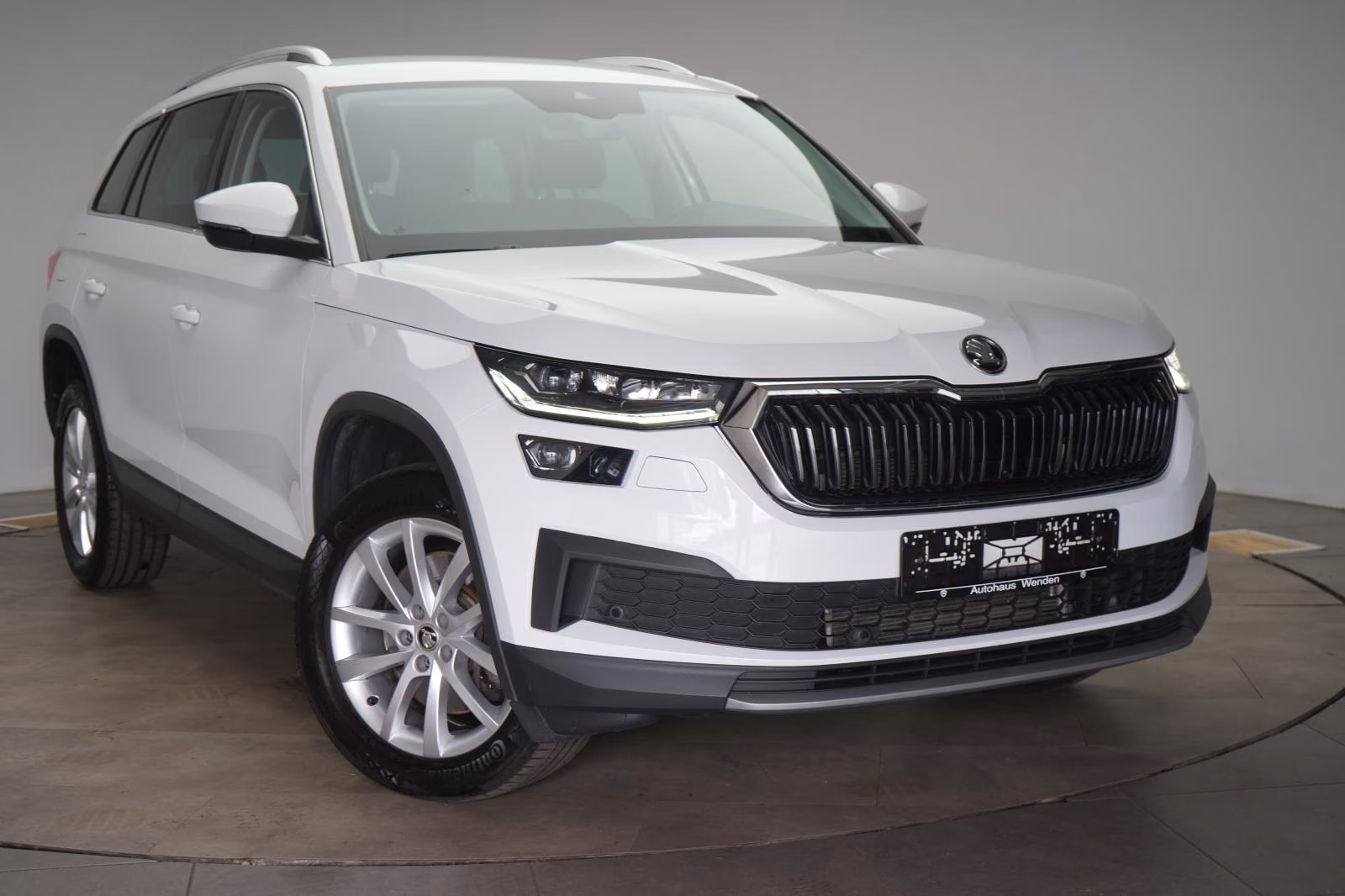 (B-451) Skoda Kodiaq 2.0 TDI 4x4 DSG Style Navi/Temp/Virtual/ - Image 1