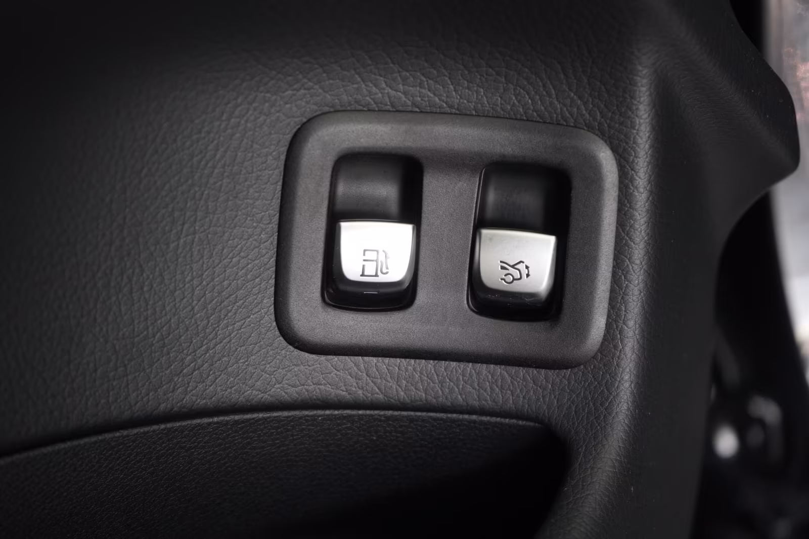 (B-487) Mercedes-Benz GLC 300 e 4Matic 9G-Tronic AMG Kamera/AHK/Virtua - Image 32