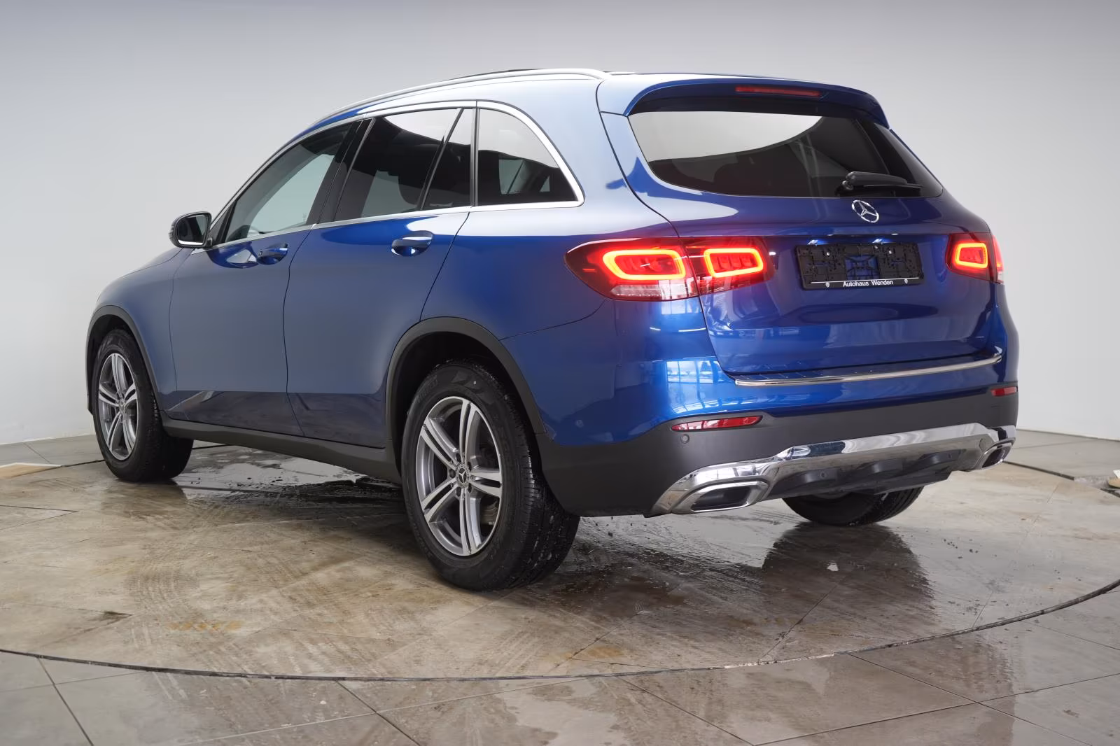 (B-383) Mercedes-Benz GLC 220 d 4Matic 9G-Tronic Leder/Temp/Kamera - Image 4