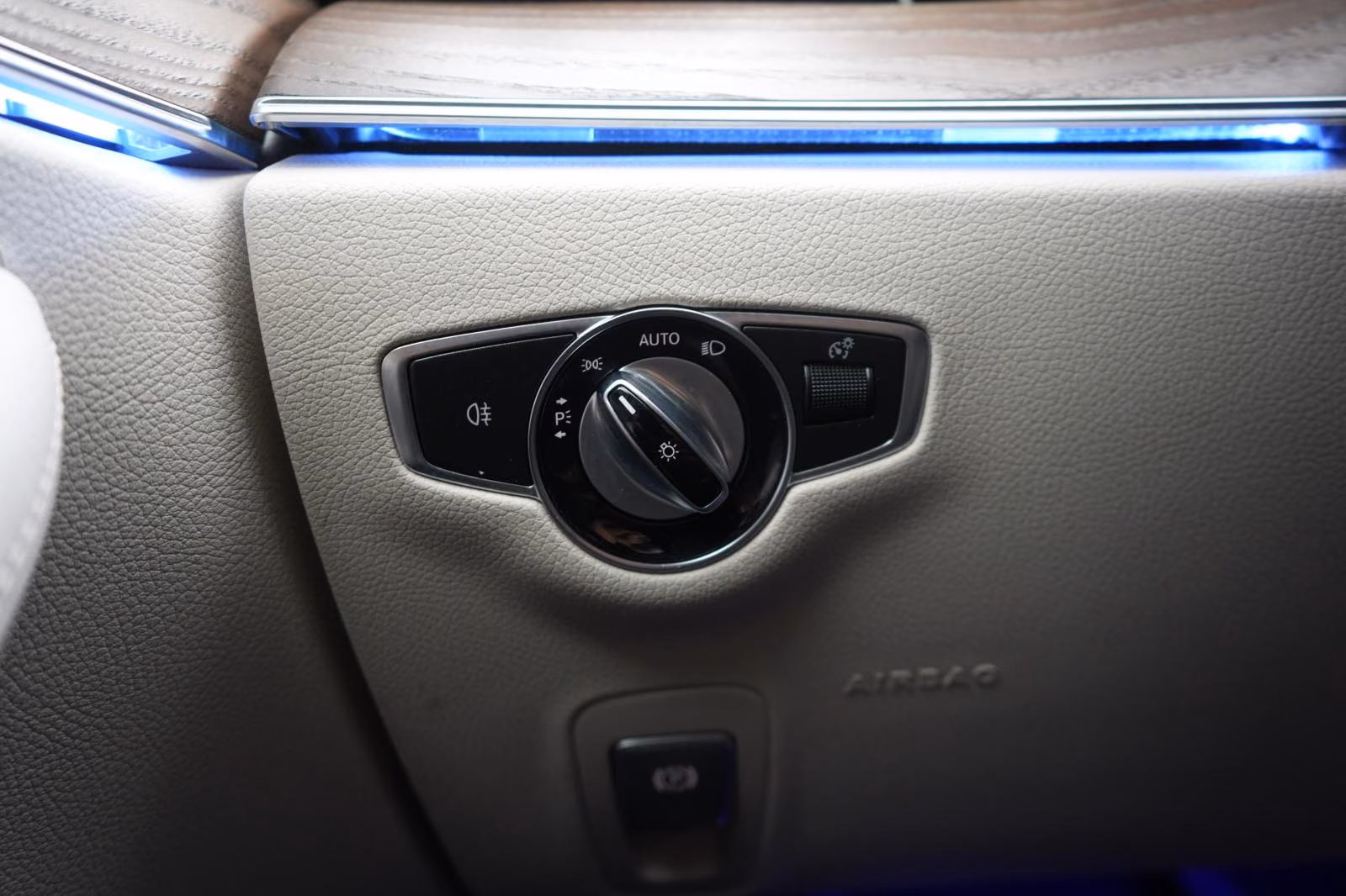 (B-094) Mercedes-Benz(Hybrid) E 300 de 9G-Tronic Exclusive Leder/Distronic/Bur - Image 14