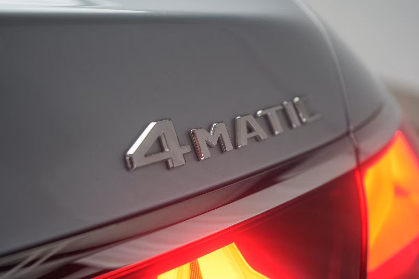 (B-319) Mercedes-Benz(Hybrid) E 300 de 4Matic 9G-T AMG Superscreen/Distronic/P - Image 26