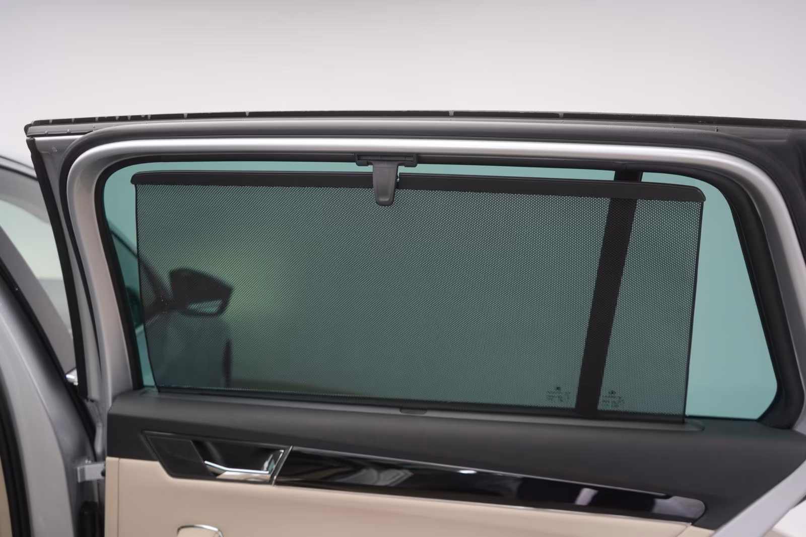 (B-671) Skoda Superb Combi 2.0 TSI - Image 20