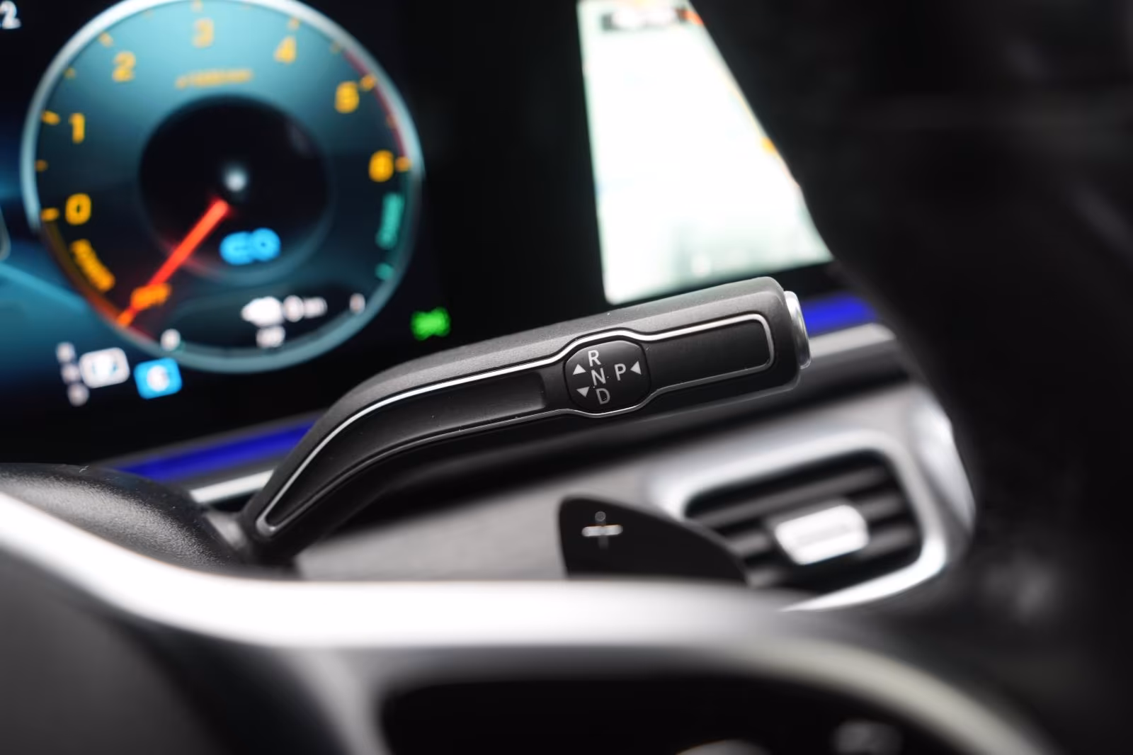 (B-460) Mercedes-Benz(Hybrid) GLE 350 de 4Matic 9G-Tronic AMG Distronic/HUD/Ka - Image 17