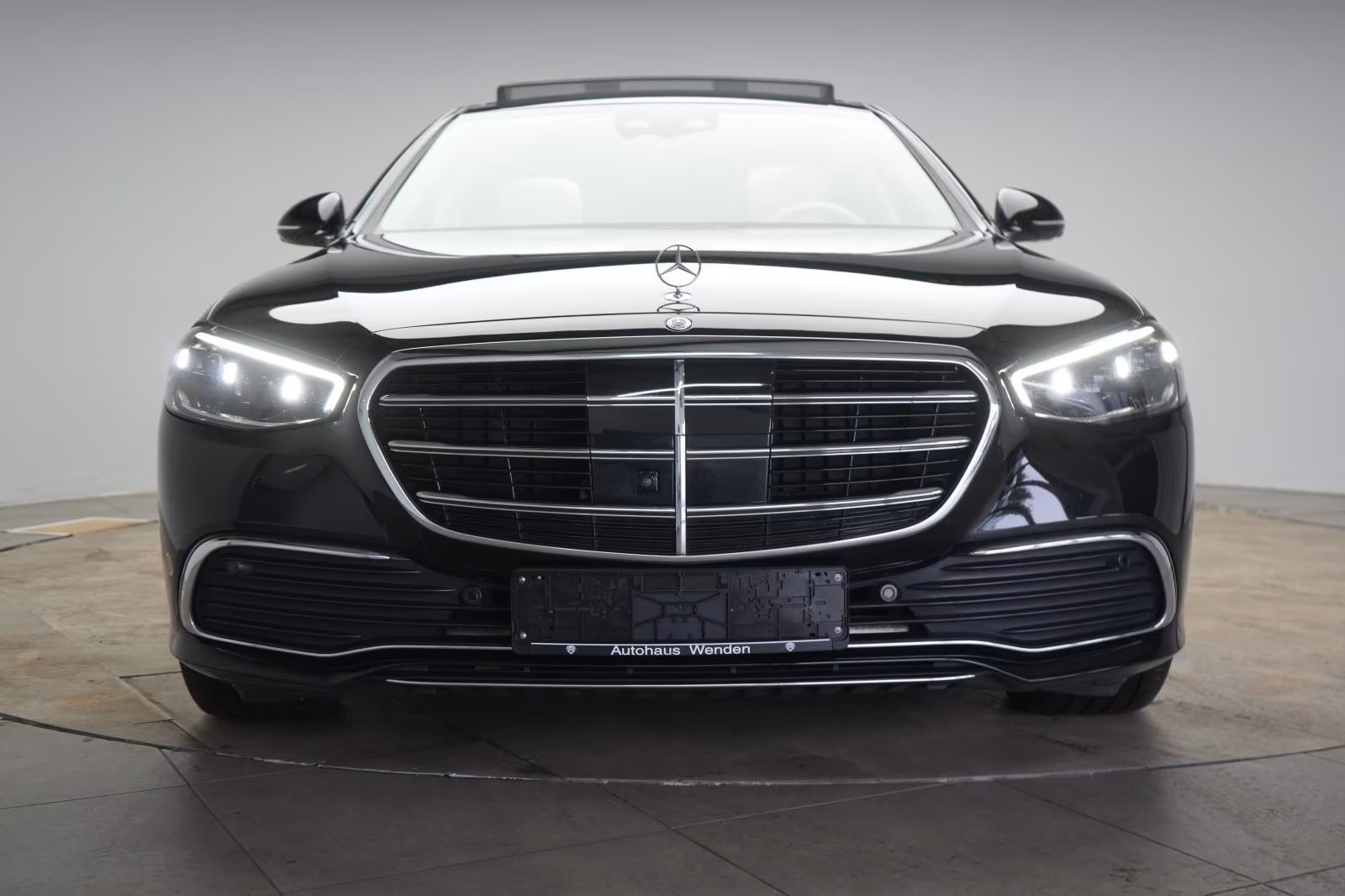 (B-200) Mercedes-Benz S 400 d 4Matic 9G-Tronic Leder/Distronic/HUD/ - Image 2