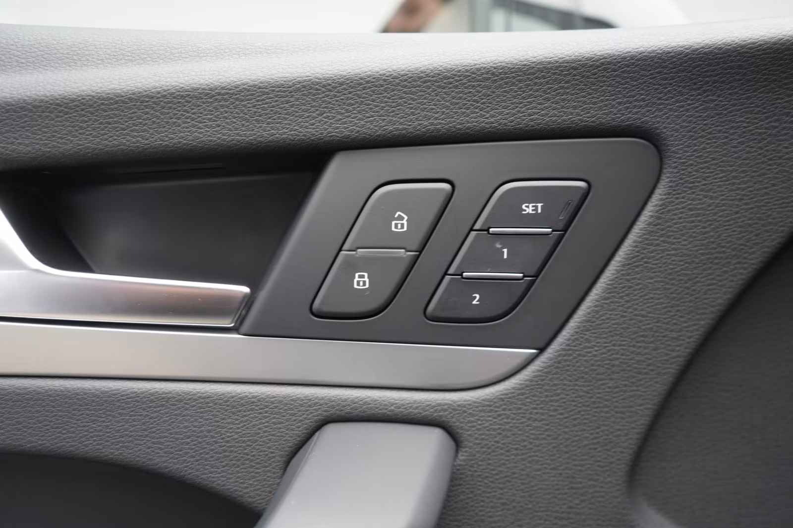 (B-143) Audi Q5 40 TDI quattro S tronic Leder/ACC/Kamera/HUD/ - Image 15