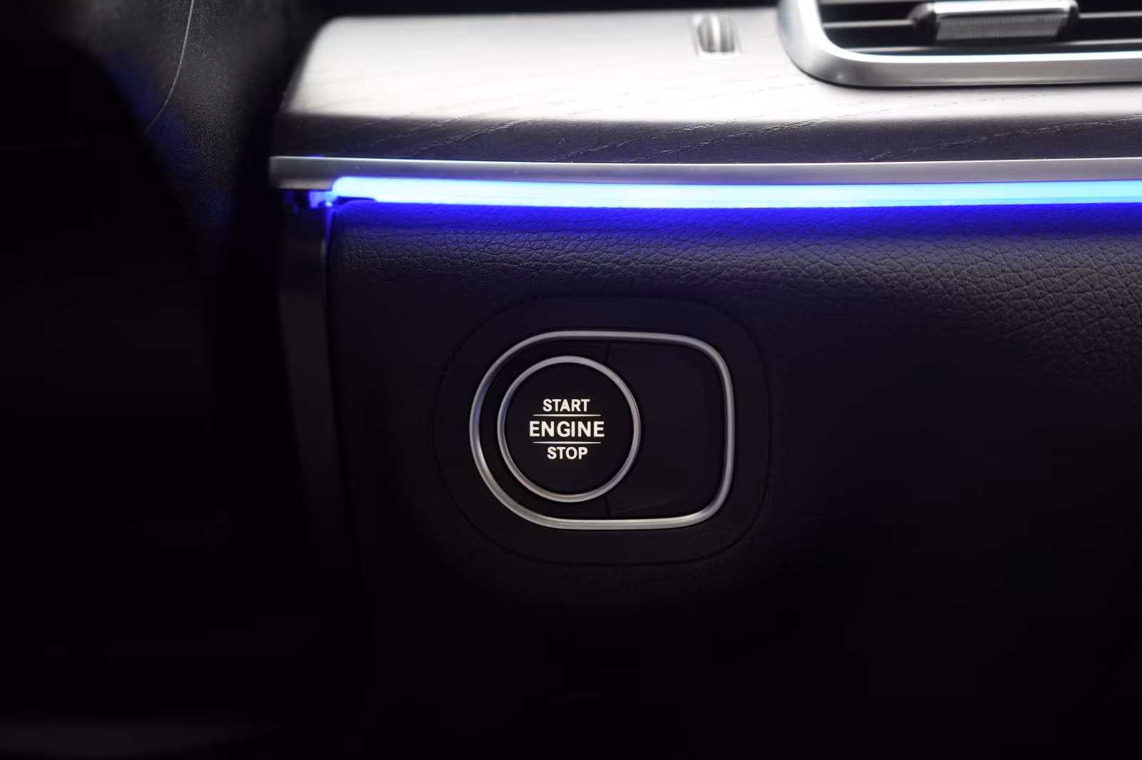 (B-067) Mercedes-Benz(Hybrid) GLE 350 de 4Matic 9G-Tronic AMG Leder/Distronic/ - Image 23