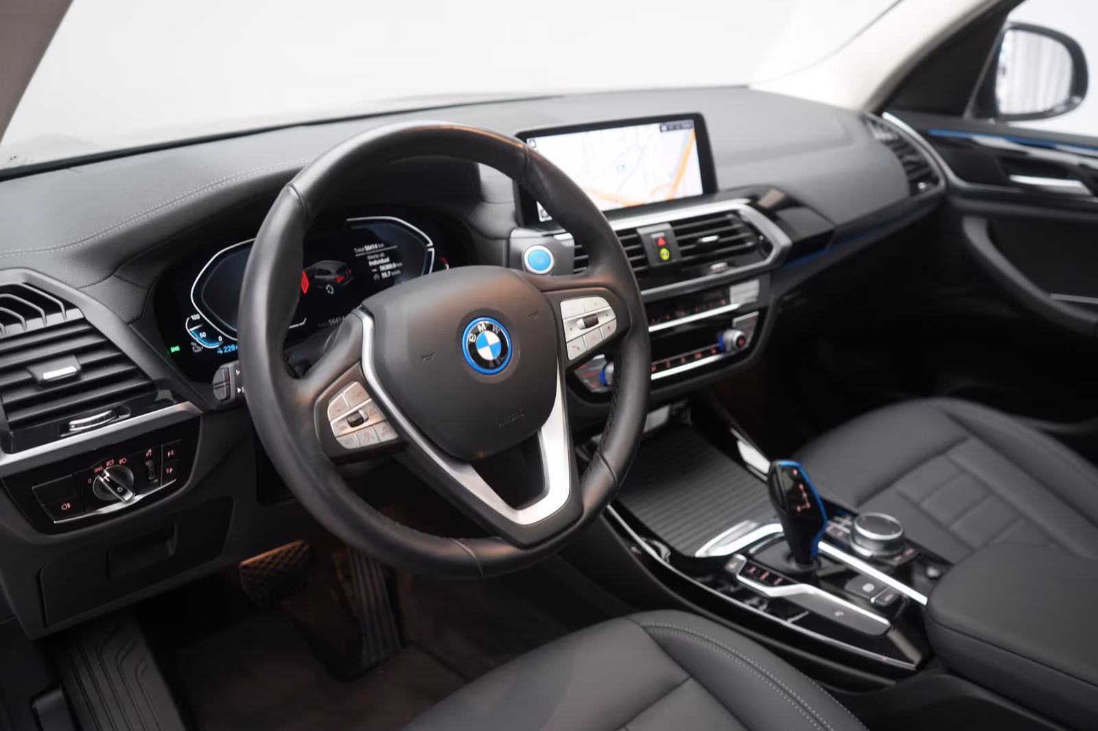 (B-434) BMW iX3 Inspiring Leder/ACC/Kamera/Pano/Virtual/Lane - Image 8