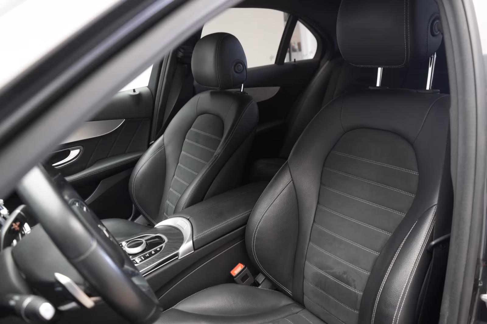 (B-100) Mercedes-Benz C 220 d 9G-Tronic AMG Navi/Distronic/Kamera/L - Image 8