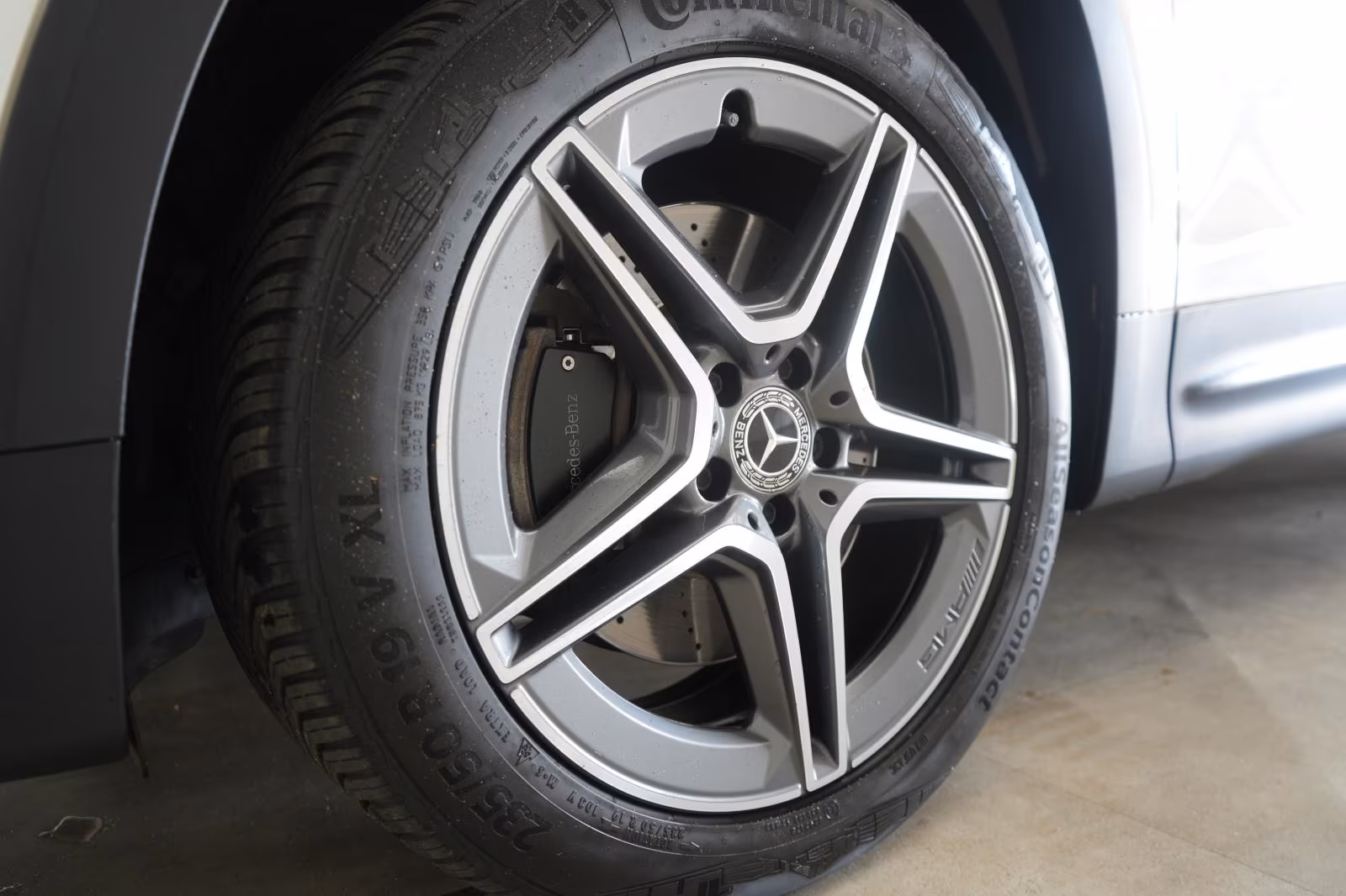 (B-228) Mercedes-Benz GLB 220 d 4Matic 8G-DCT AMG Kamera/AHK/Lane - Image 25