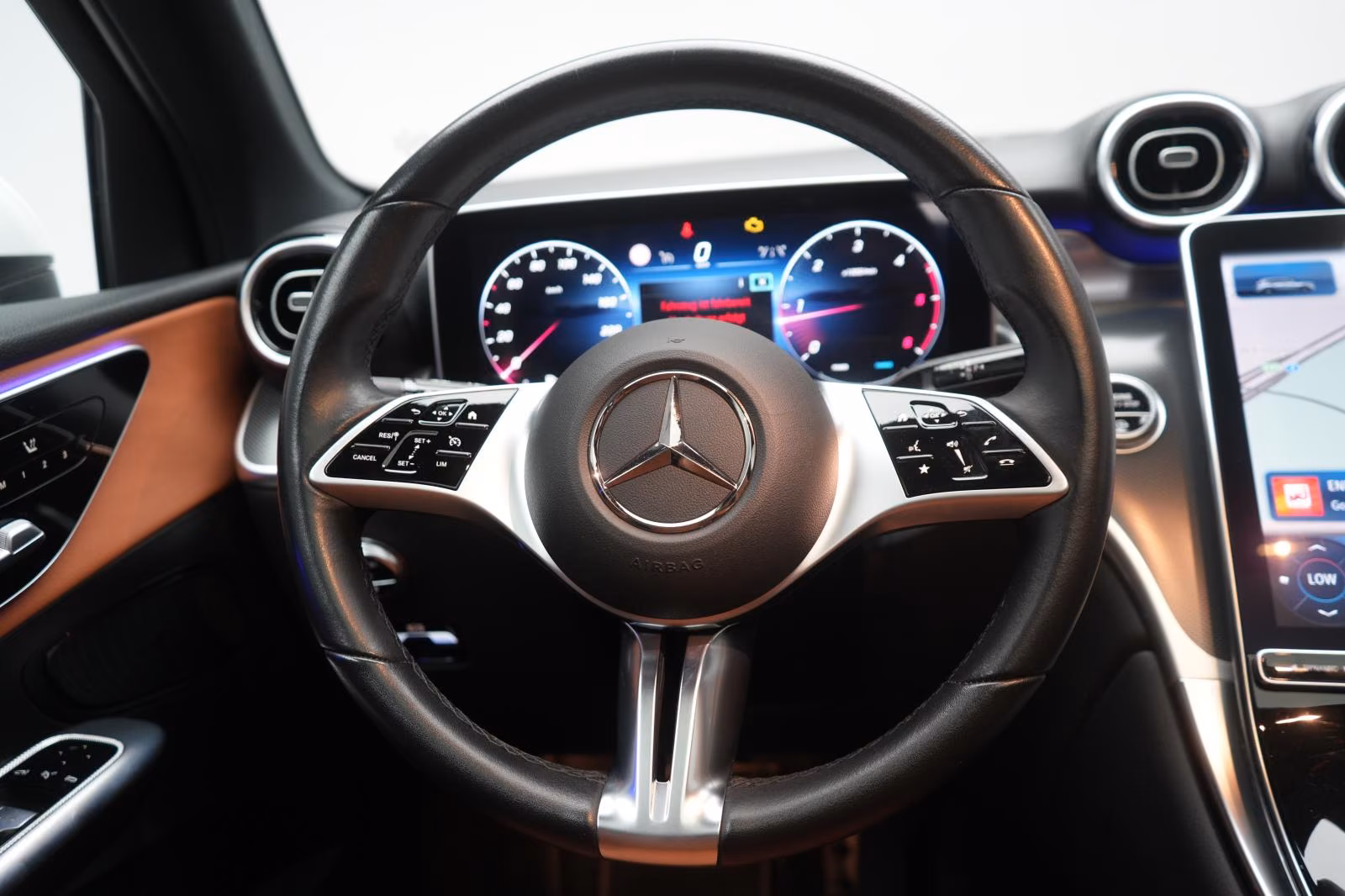 (B-405) Mercedes-Benz GLC 220 d 4Matic 9G-Tronic Avantgarde Advance - Image 22