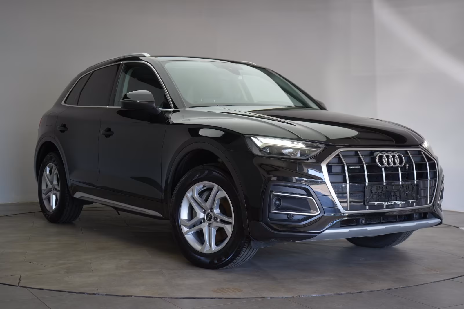 (B-157) Audi Q5 40 TDI quattro S tronic advanced ACC/Virtual/ - Image 1