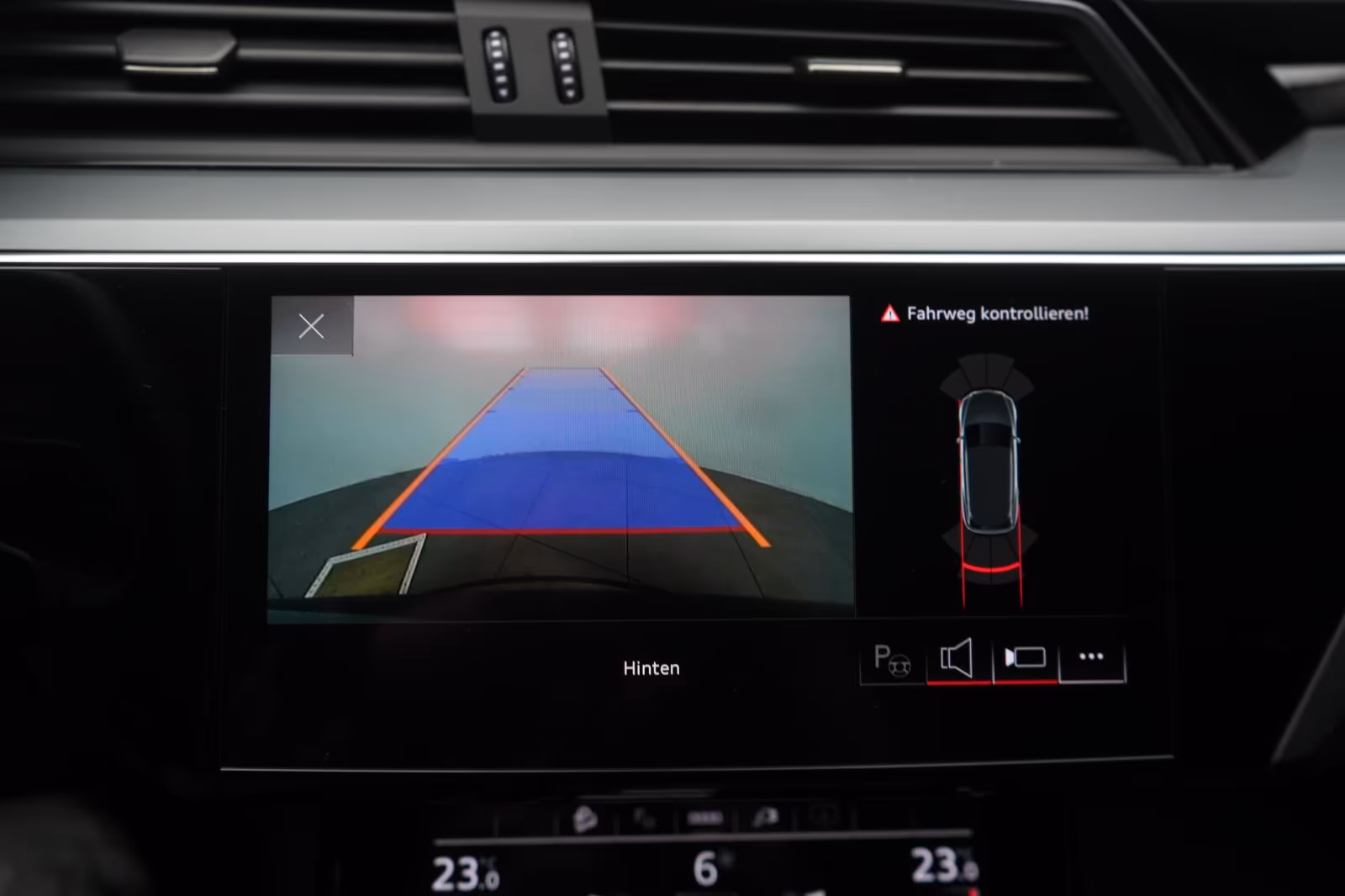 (B-191) Audi e-tron 55 electric quattro Temp/Kamera/Virtual/L - Image 19