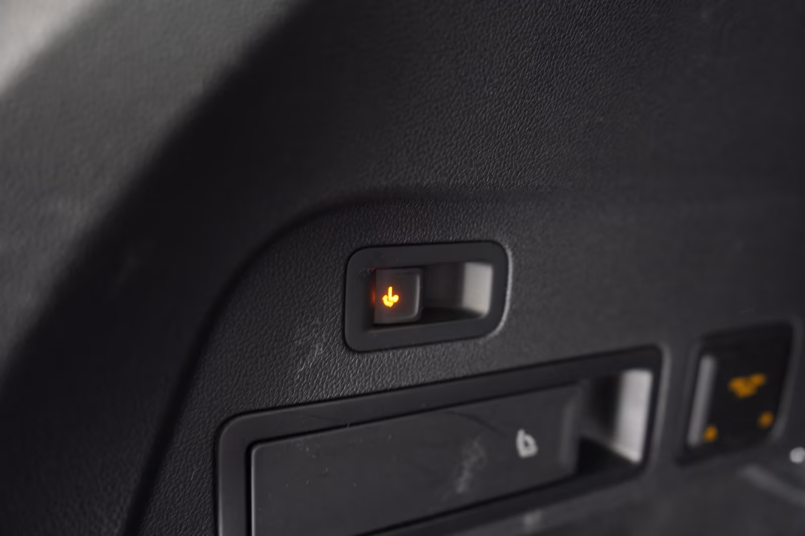 (B-631) Seat(7 Ghế) Tarraco 2.0 TDI 4Drive DSG FR Leder/ACC/Kamera/P - Image 24