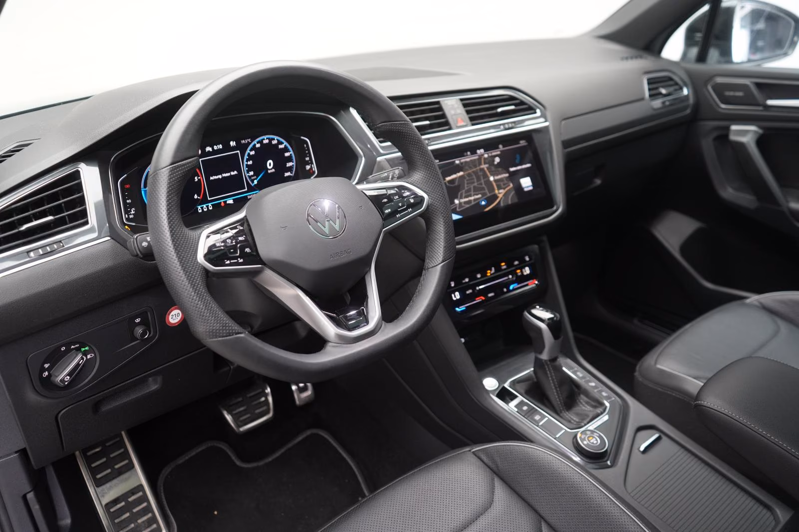 (B-160) Volkswagen Tiguan Allspace 2.0 TDI 4Motion R-Line Leder/ACC - Image 8