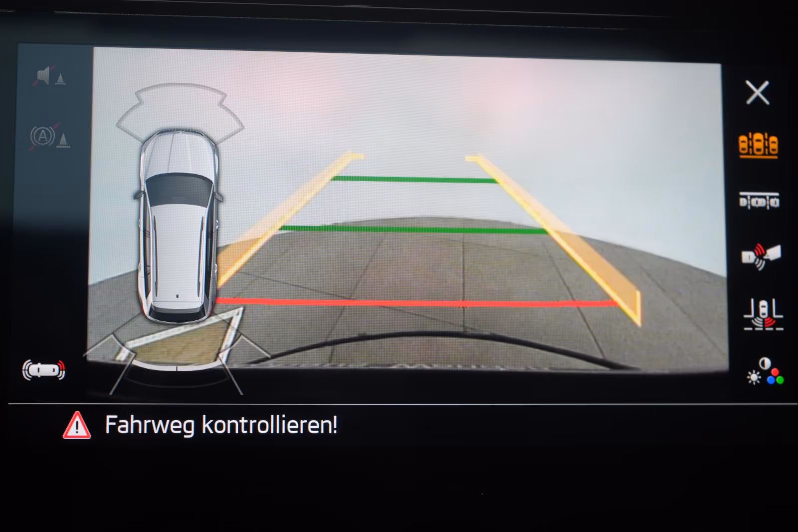 (B-457) Skoda Kodiaq 2.0 TSI RS ACC/Kamera/Pano/AHK/Lane/Side/ - Image 22