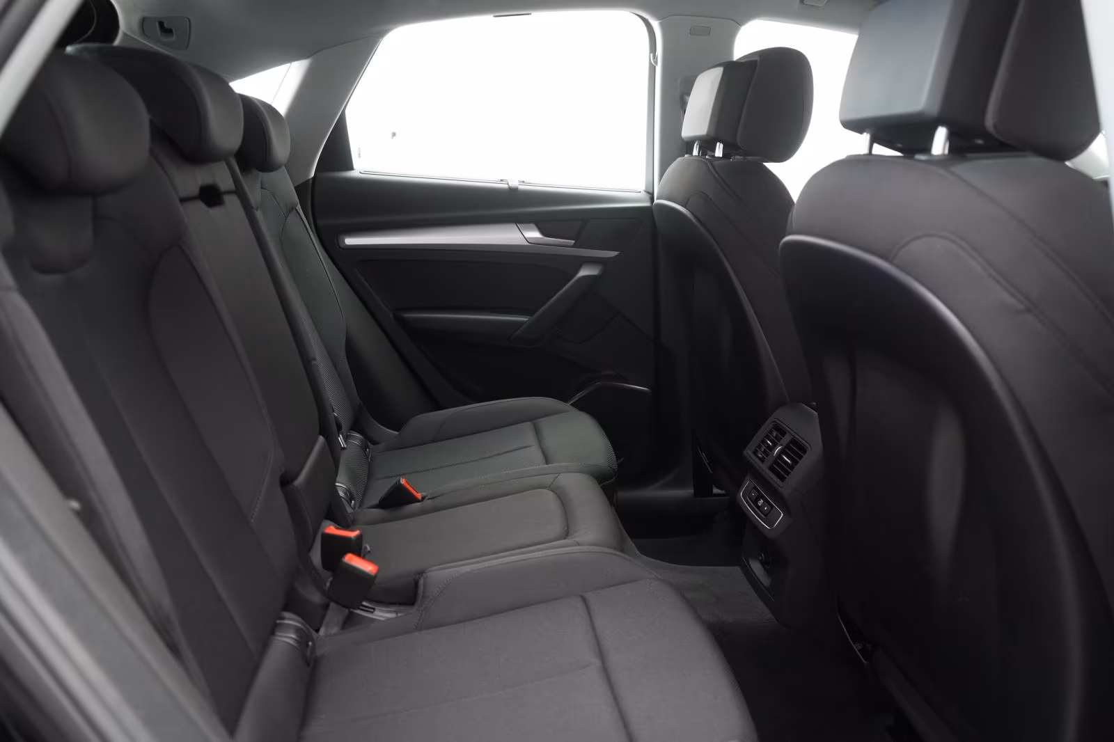 (B-733) Audi(Hybrid) Q5 50 TFSIe Sportback S Line S tronic Temp/Virtu - Image 11