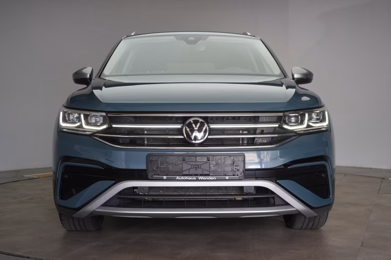 (B-623) Volkswagen Tiguan Allspace 2.0 TDI 4Motion DSG Elegance AHK - Image 2
