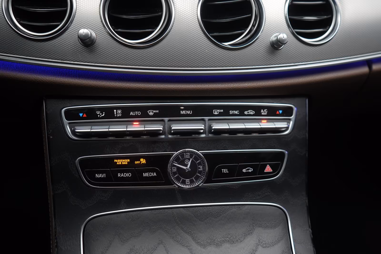 (B-012) Mercedes-Benz E 300 d 9G-Tronic AMG Temp/Kamera/Wide/Side - Image 23