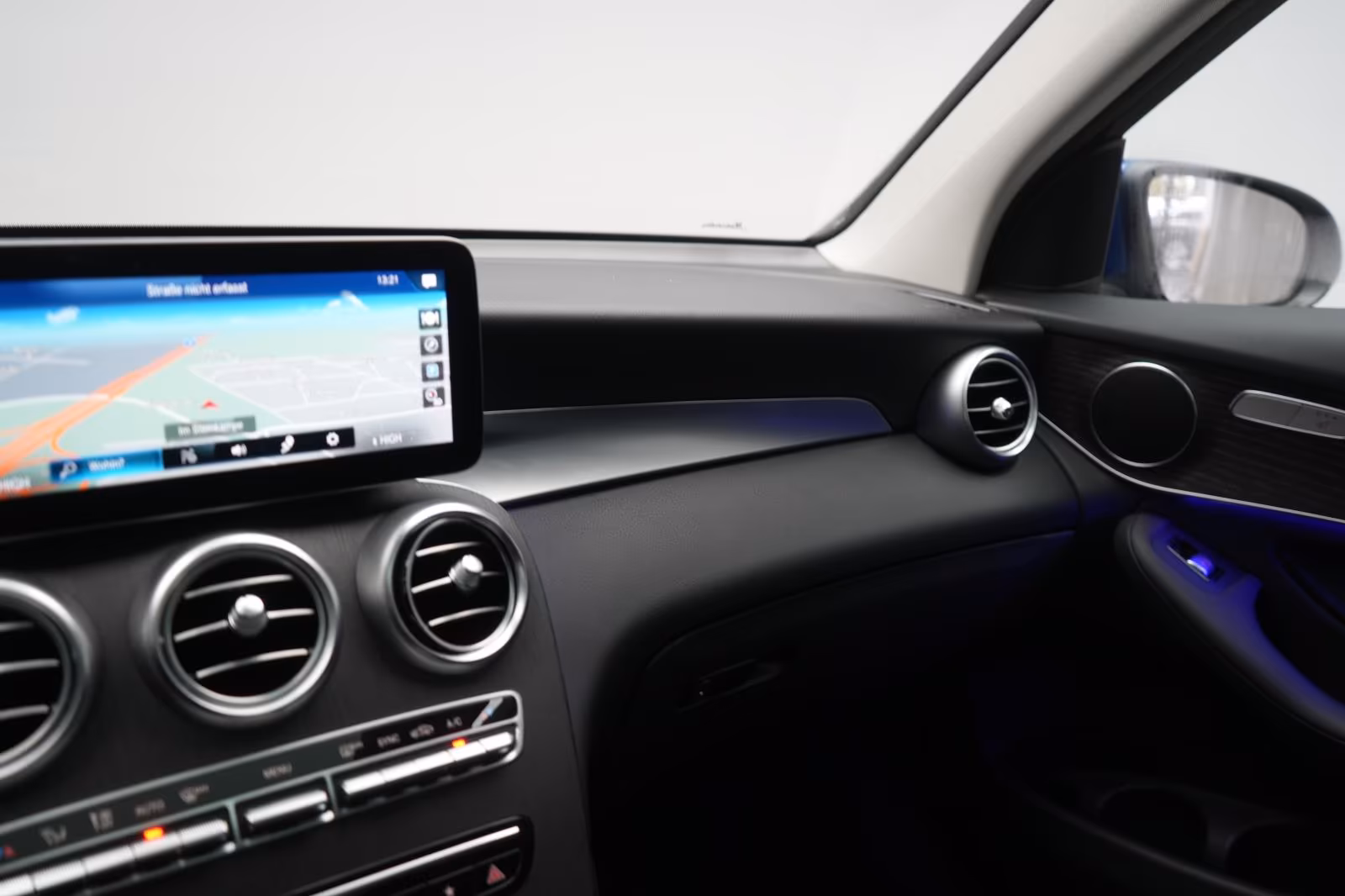 (B-383) Mercedes-Benz GLC 220 d 4Matic 9G-Tronic Leder/Temp/Kamera - Image 21