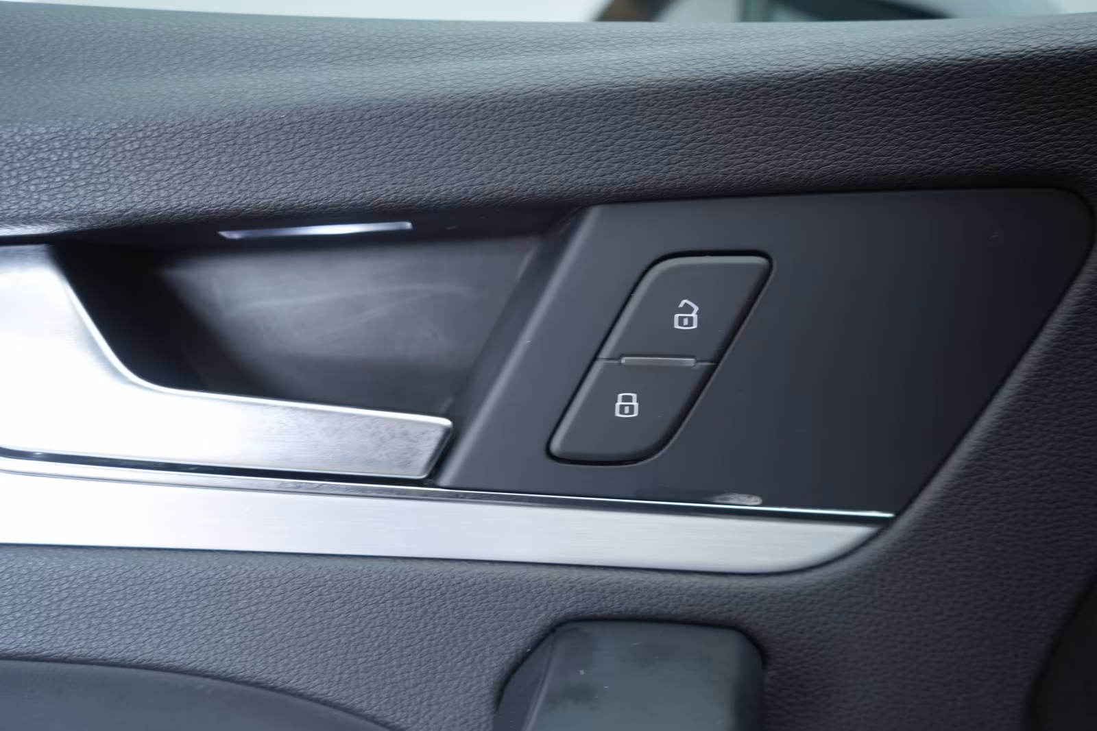(B-123) Audi Q5 40 TDI quattro S-Line Temp/Kamera/AHK/Massage - Image 23