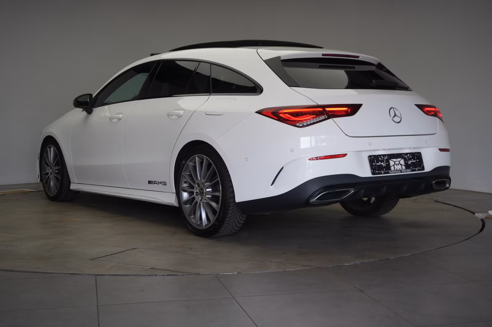 (B-008) Mercedes-Benz CLA 200 Shooting Brake 7G-DCT AMG CarPlay/Te - Image 4