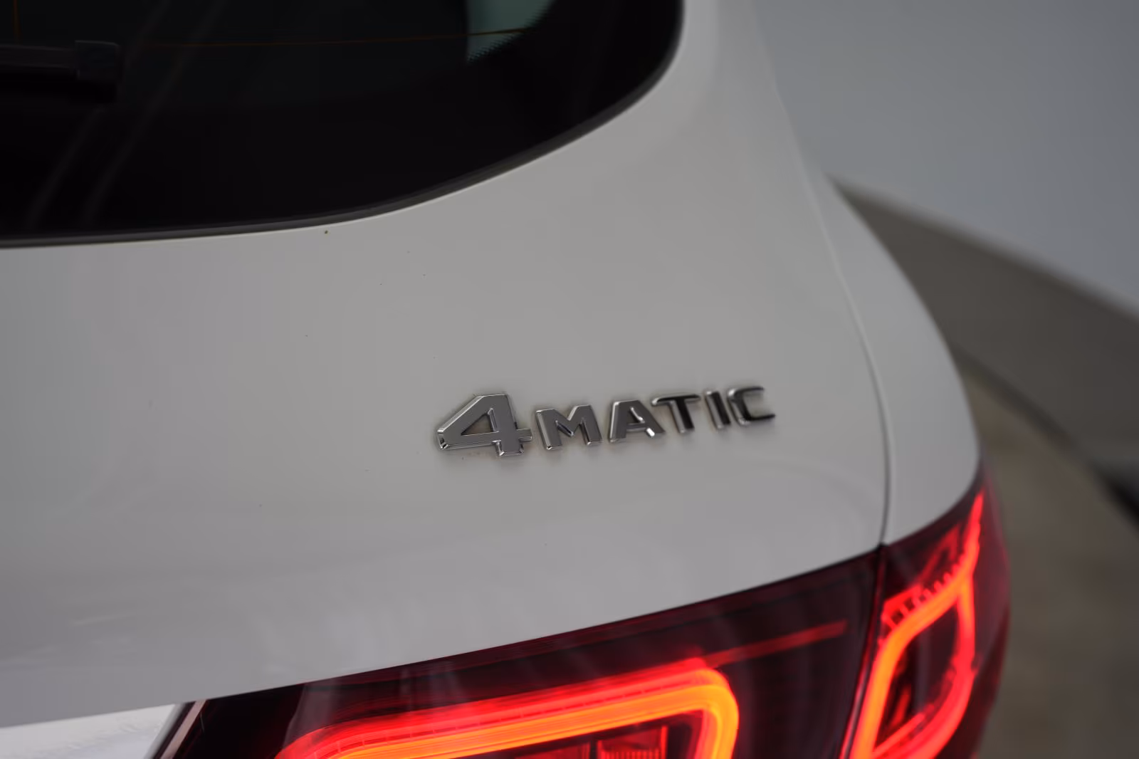 (B-216) Mercedes-Benz(Hybrid) GLC 300 de 4Matic 9G-Tronic Leder/Temp/Kamer - Image 20