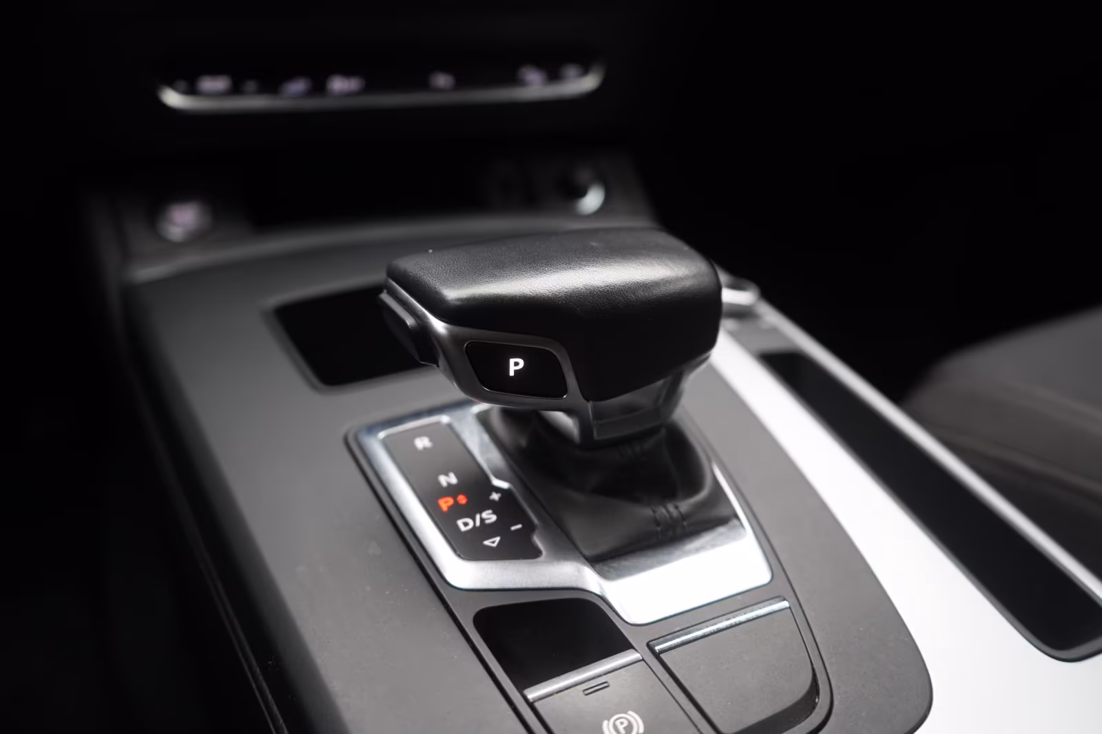 (B-390) Audi Q5(Hybrid) 55 TFSIe quattro S-Line CarPlay/Temp/Kamera/V - Image 19
