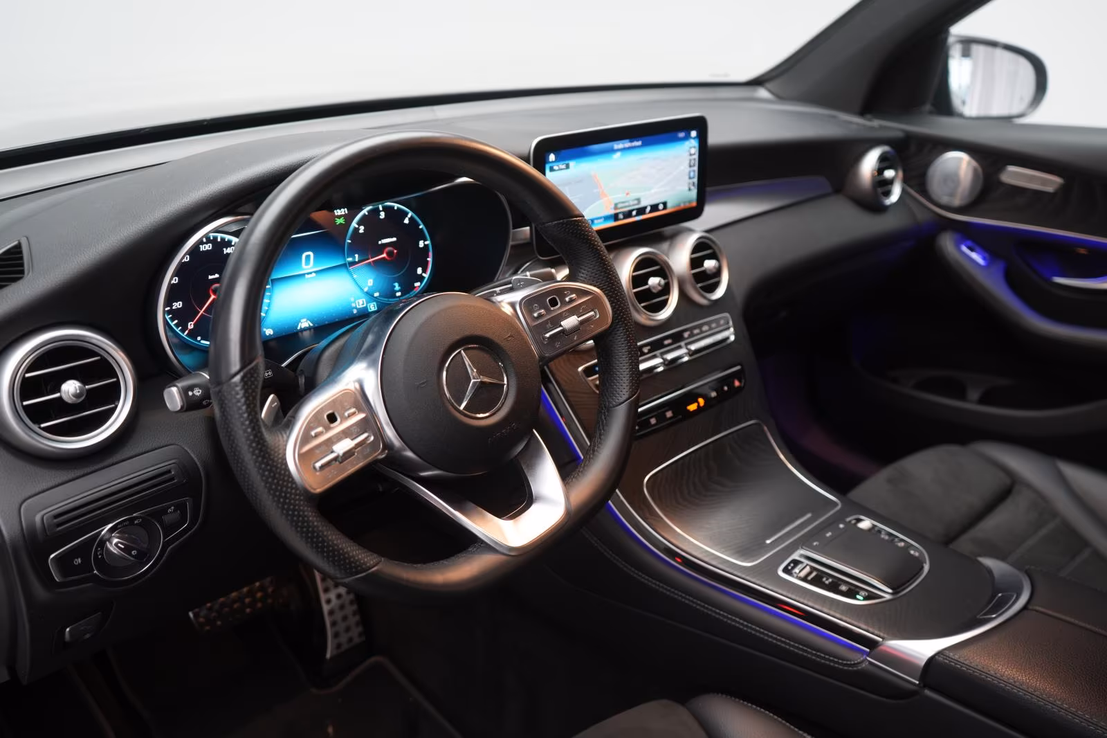 (B-232) Mercedes-Benz GLC 300 d 4Matic 9G-Tronic AMG Temp/Kamera/ - Image 8
