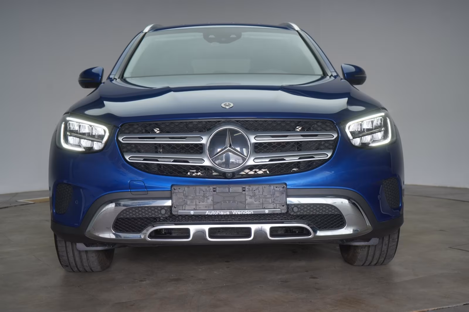 (B-144) Mercedes-Benz(Hybrid) GLC 300 e 4Matic 9G-Tronic AHK/Kamera/HUD/ - Image 2