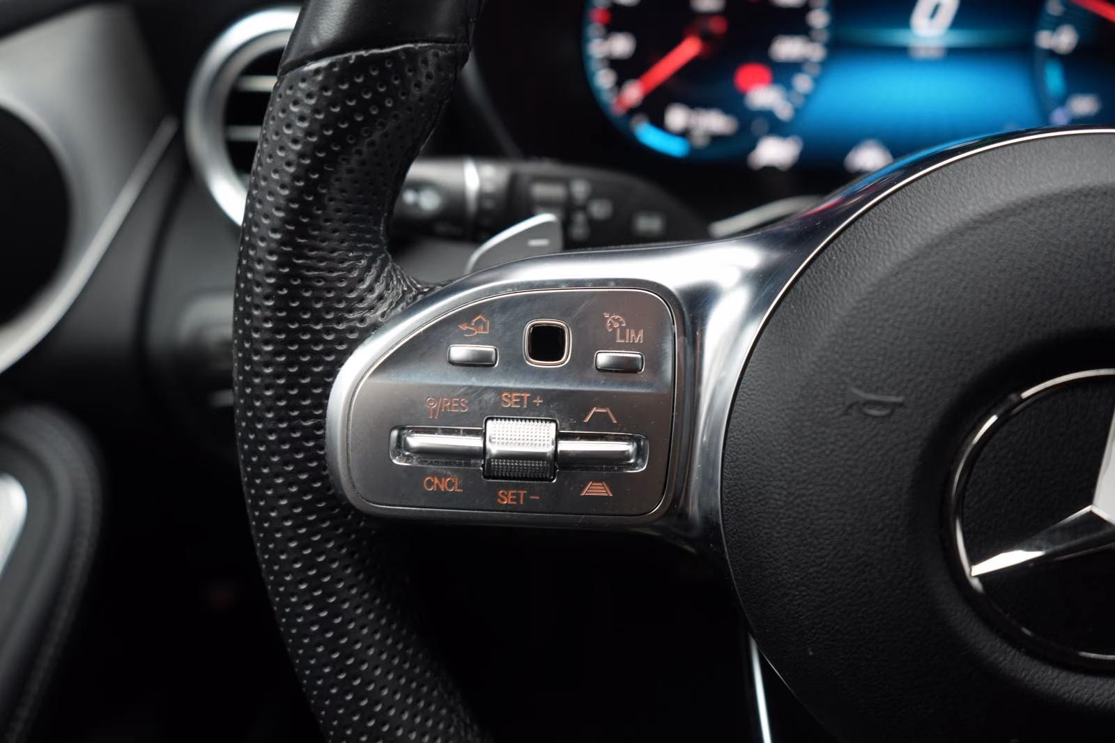 (B-208) Mercedes-Benz GLC 300 de 4Matic AMG Distronic/Kamera/Virtua - Image 18