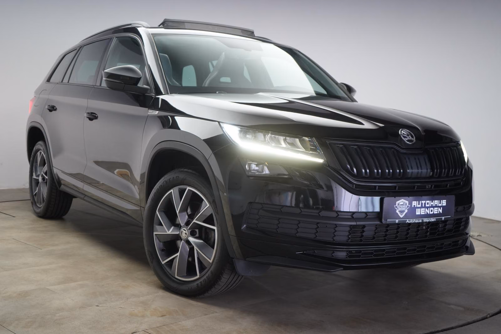 (B-634) Skoda Kodiaq 2.0 TDI 4x4 DSG Sportline Temp/Kamera/AHK - Image 1