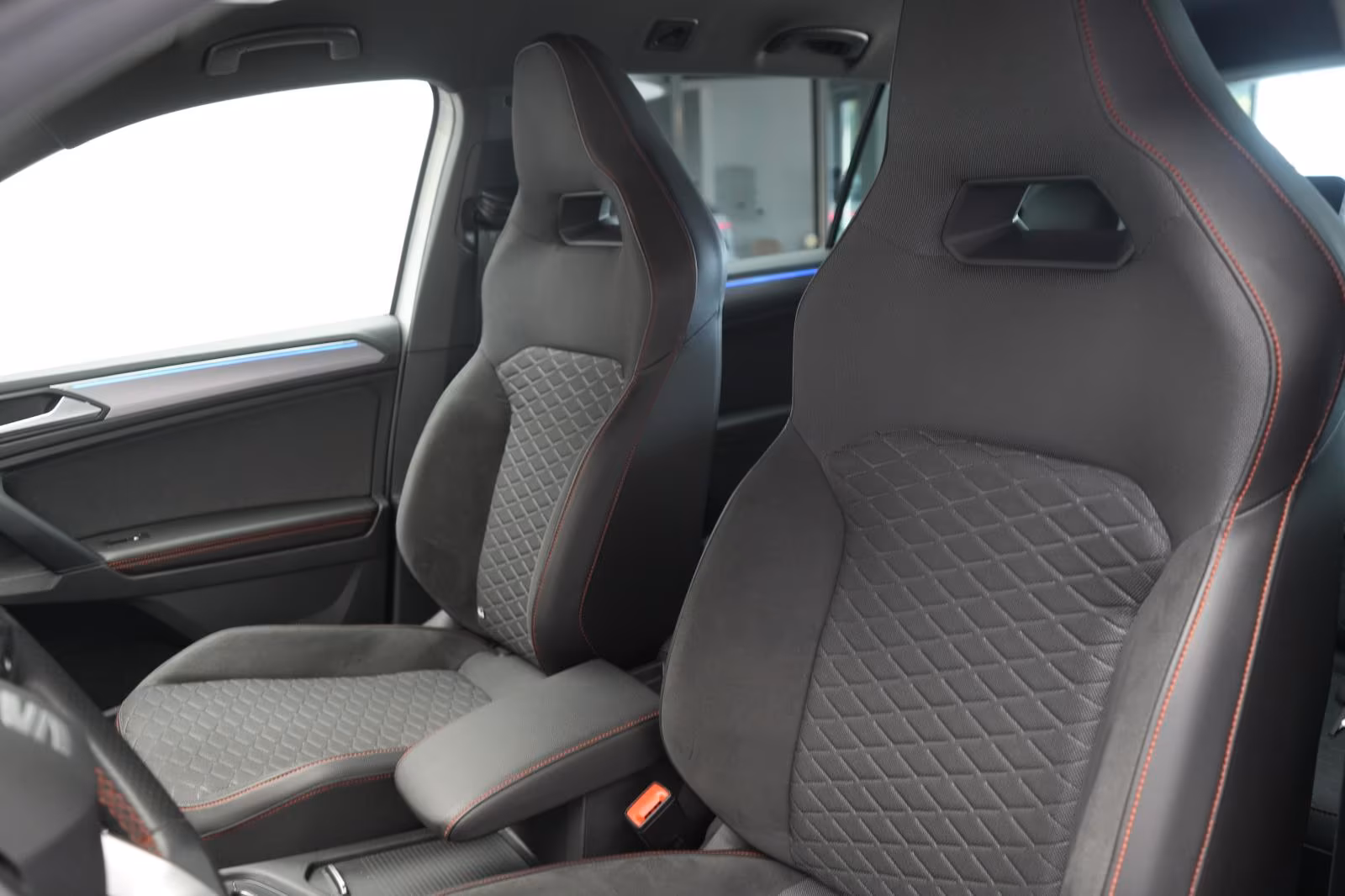 (B-424) Seat Tarraco 2.0 TDI 4Drive DSG FR ACC/Kamera/Virtual - Image 7