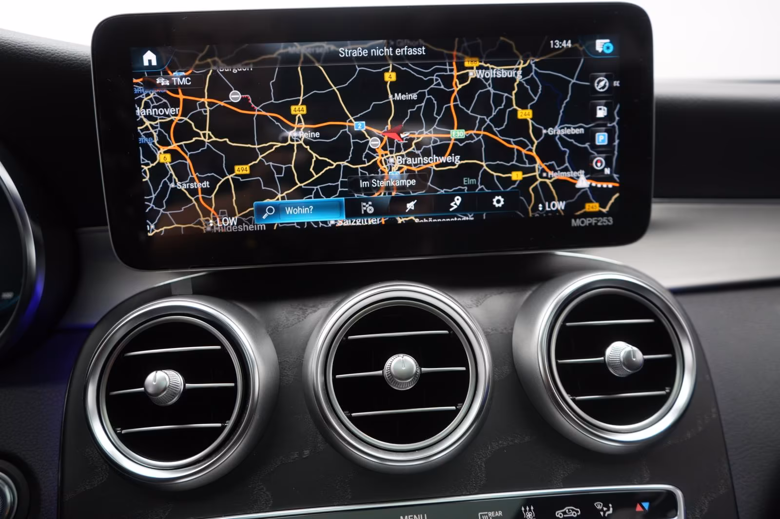 (B-297) Mercedes-Benz(Hybrid) GLC 300 de 4Matic AMG Distronic/kamera/Pano/ - Image 24