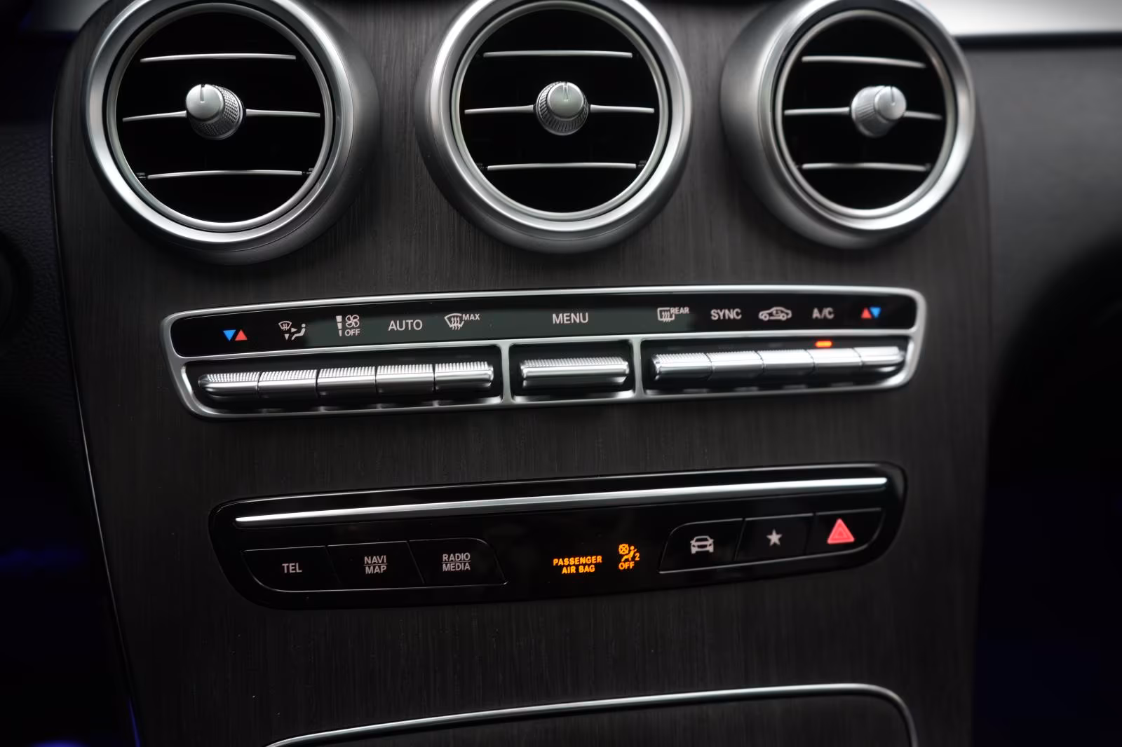 (B-041) Mercedes-Benz GLC 220 d 4Matic 9G-Tronic Leder/Temp/HUD/Ka - Image 19