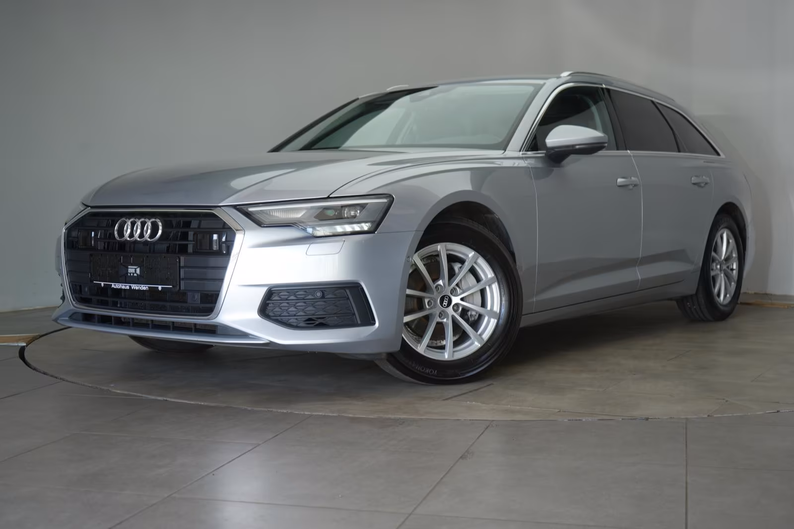 (B-466) Audi A6 Avant 40 TDI S tronic Navi/ACC/Lane/AHK - Image 3