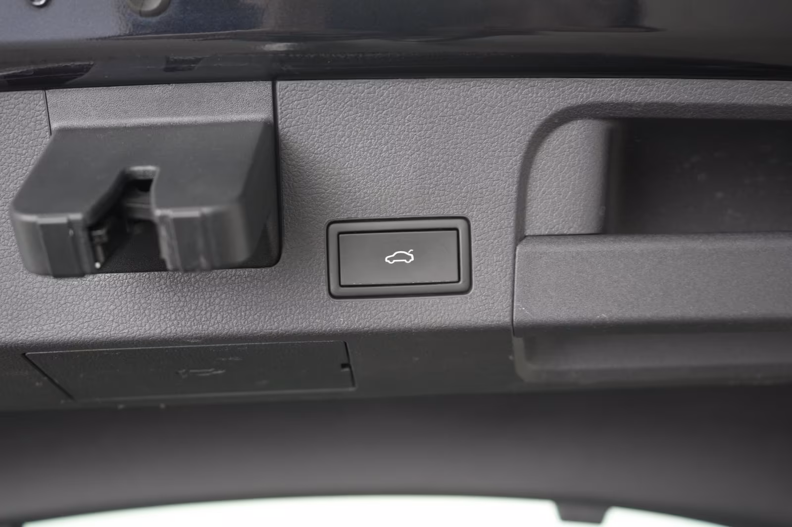 (B-591) Volkswagen Arteon 2.0 TDI DSG R-Line Leder/ACC/HUD/Pano/Kam - Image 24