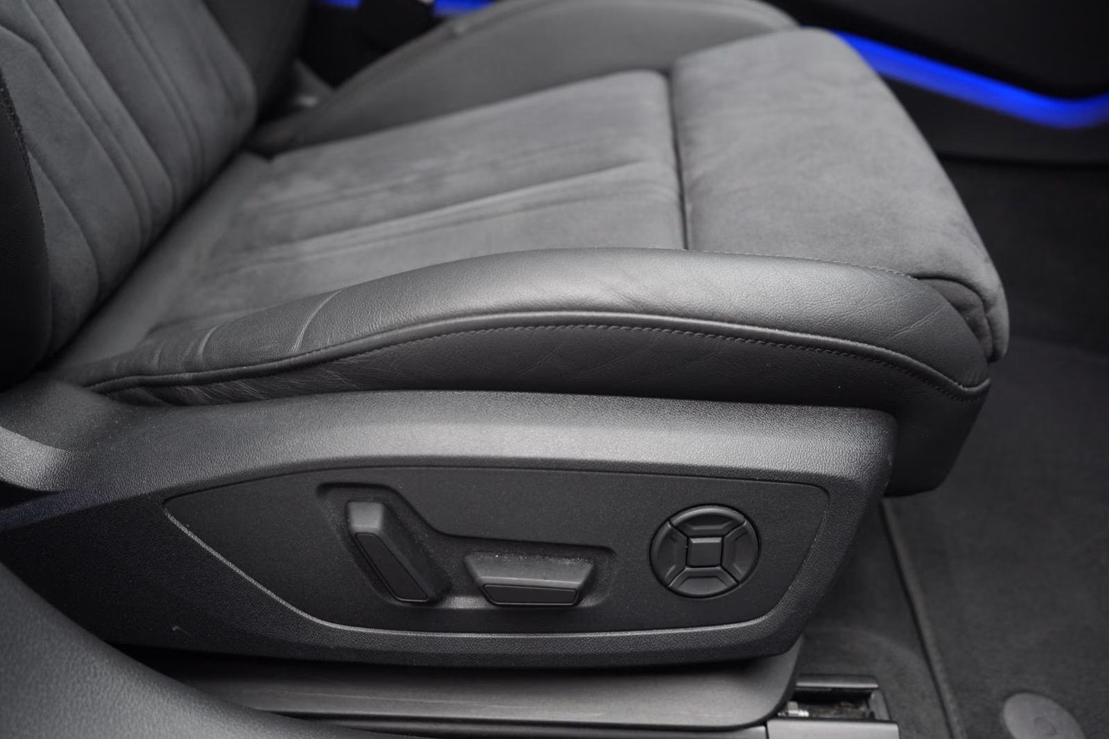 (B-238) Audi A6 40 TDI quattro S tronic design ACC/360Kamera/ - Image 19