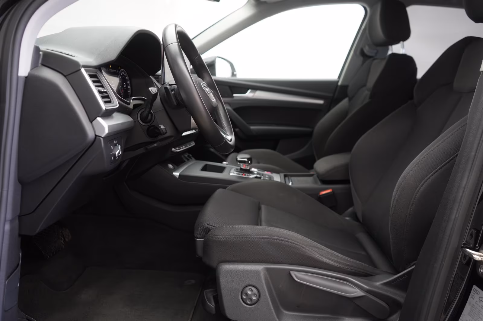 (B-157) Audi Q5 40 TDI quattro S tronic advanced ACC/Virtual/ - Image 6