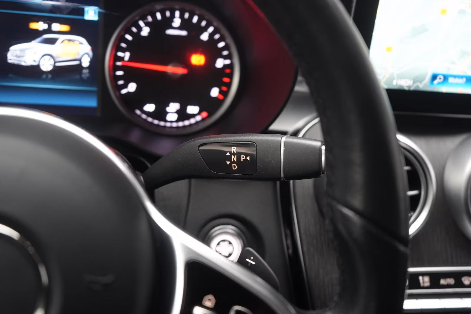 (B-785) Mercedes-Benz GLC 220 d 4Matic 9G-Tronic Navi/Temp/LED/Car - Image 18