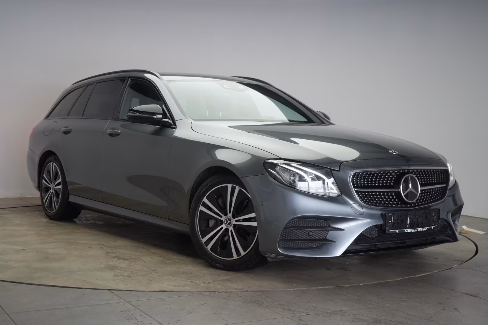 (B-370) Mercedes-Benz E 350 d T 9G-Tronic AMG Distronic/Kamera/Lane/S - Image 1