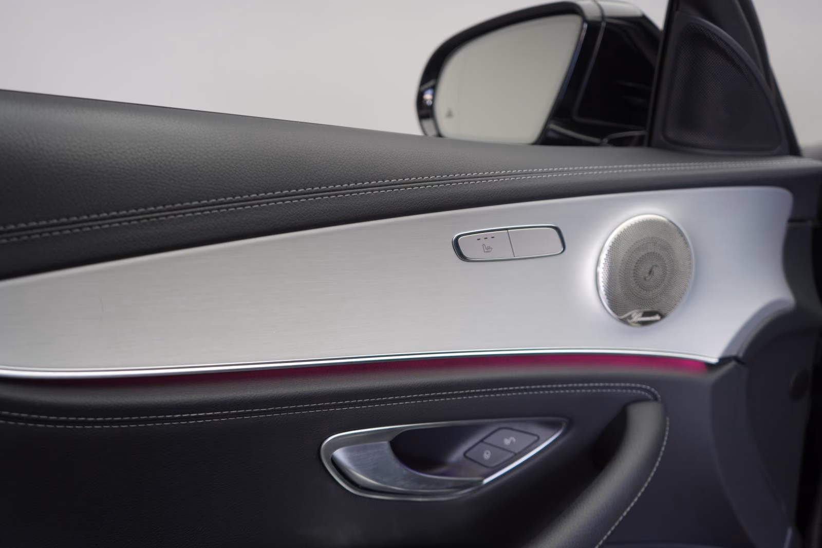 (B-413) Mercedes-Benz(Hybrid) E 300 de 4Matic T 9G AMG Softclose/Burmester/Air - Image 12